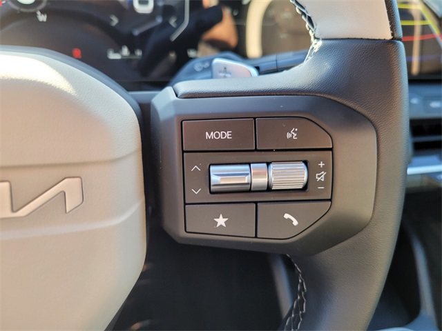 2025 Kia K4 GT-Line photo 19
