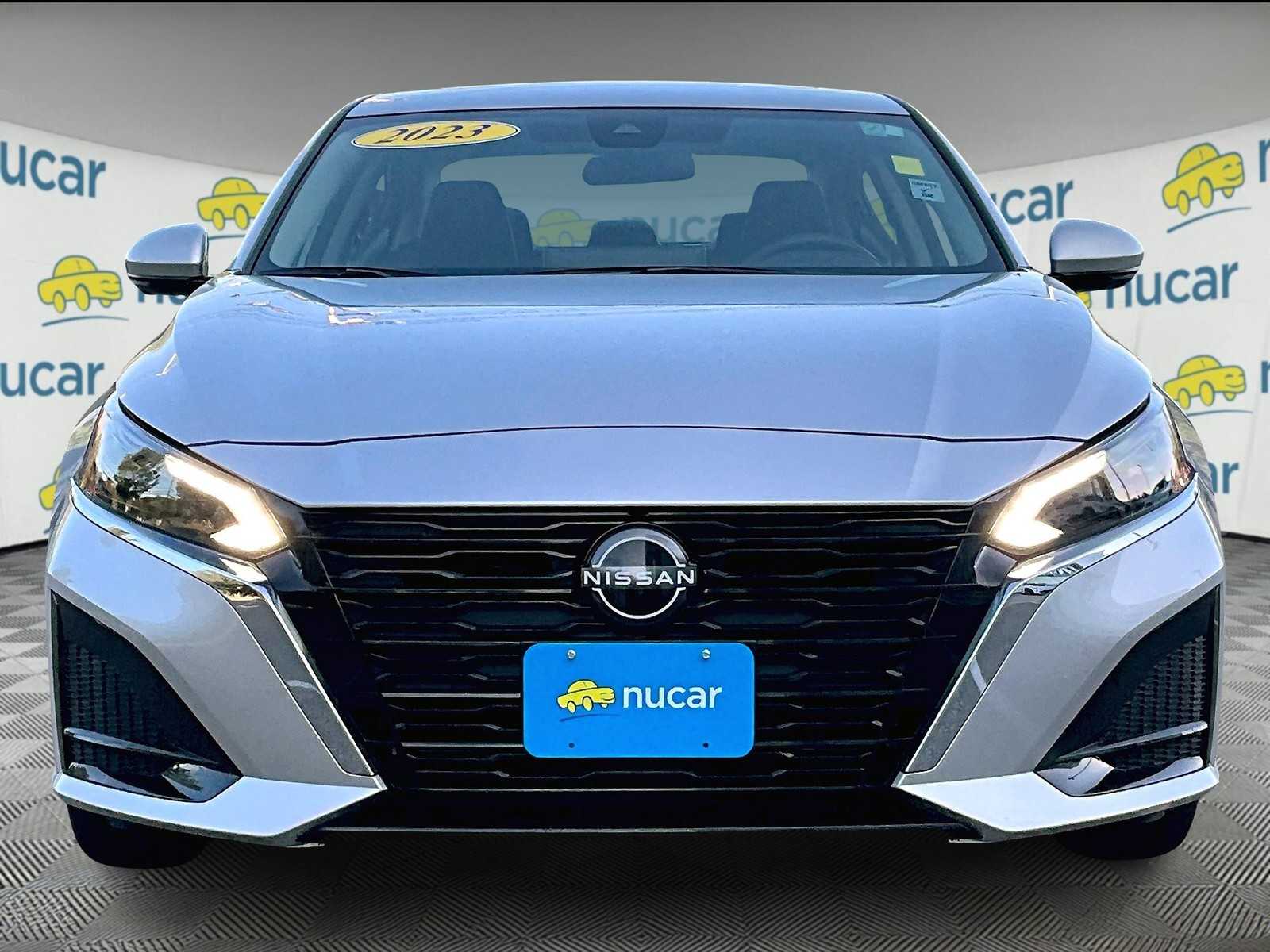 2023 Nissan Altima 2.5 SL photo 2