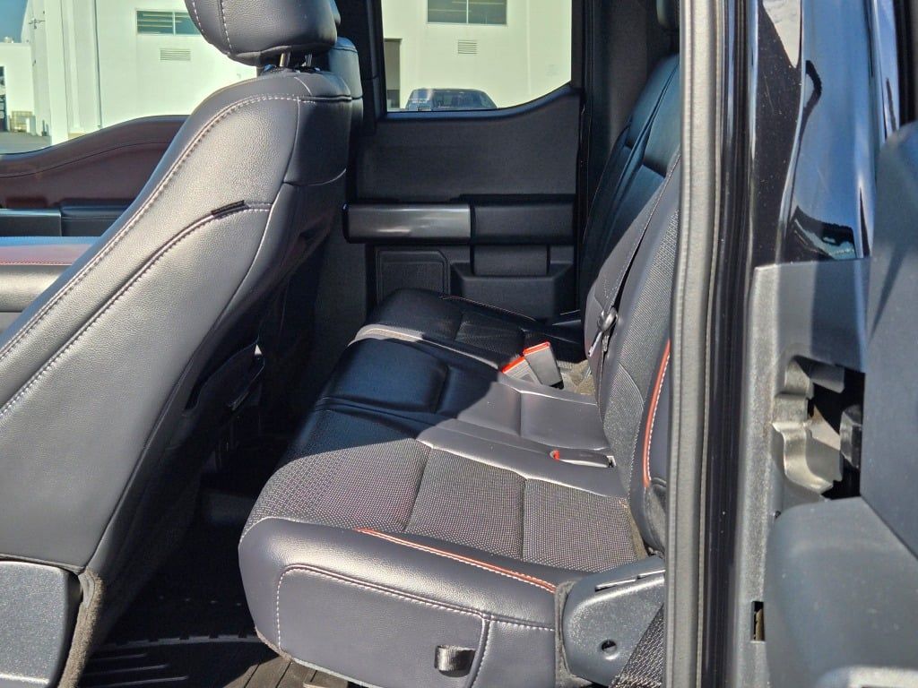 2021 Ford F-150 Lariat photo 17