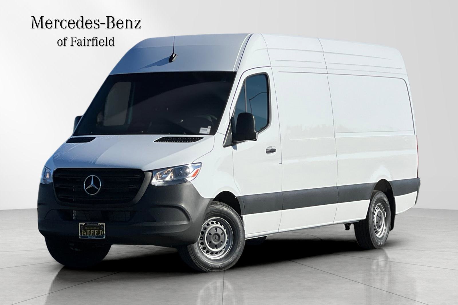 2026 Mercedes-Benz Sprinter Cargo Van Base's photo
