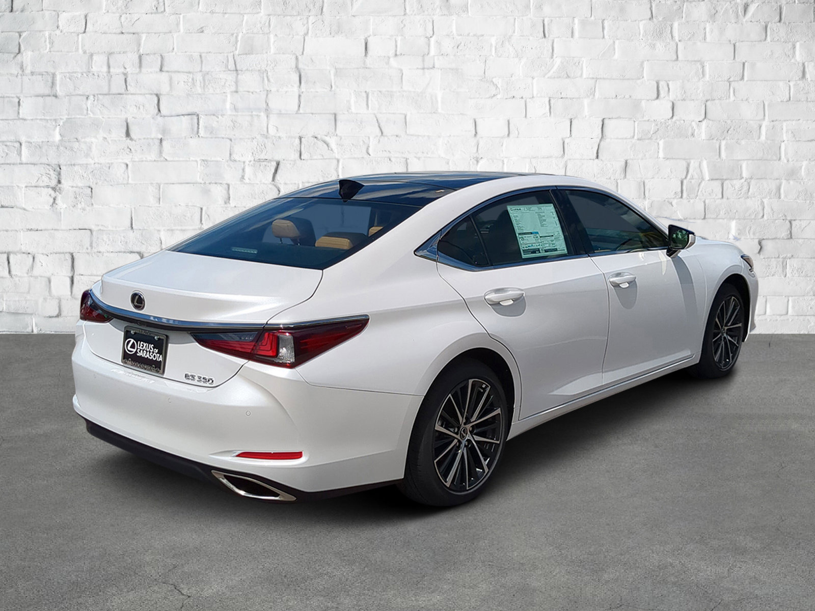 2025 Lexus ES 350 photo 4