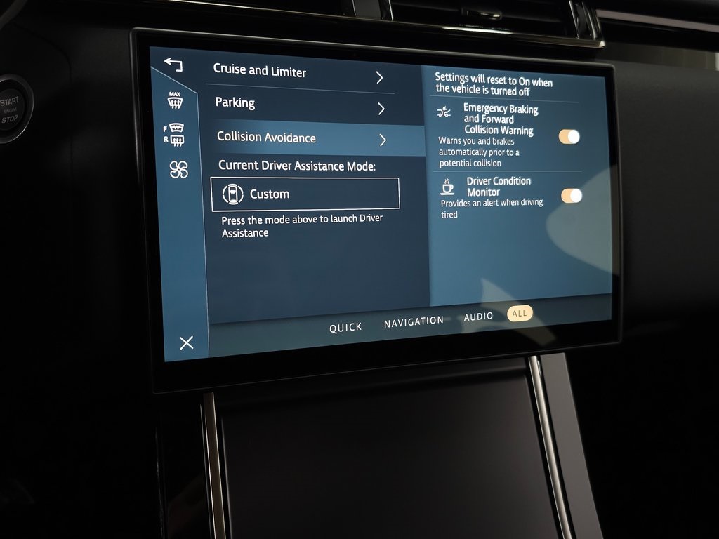 2026 LAND ROVER RANGE ROVER VELAR - Image 23