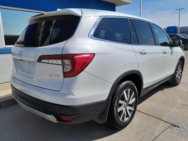 2020 Honda Pilot EX-L photo 8