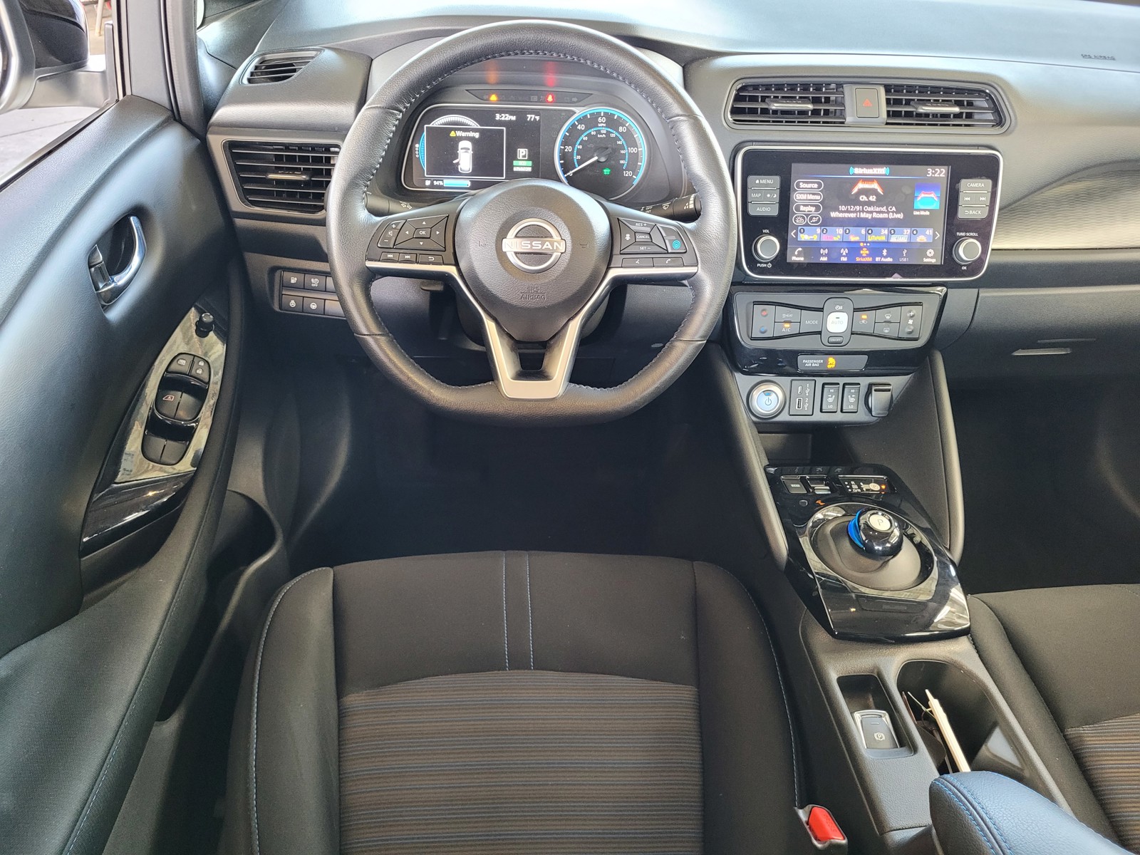 2023 Nissan Leaf SV Plus photo 6
