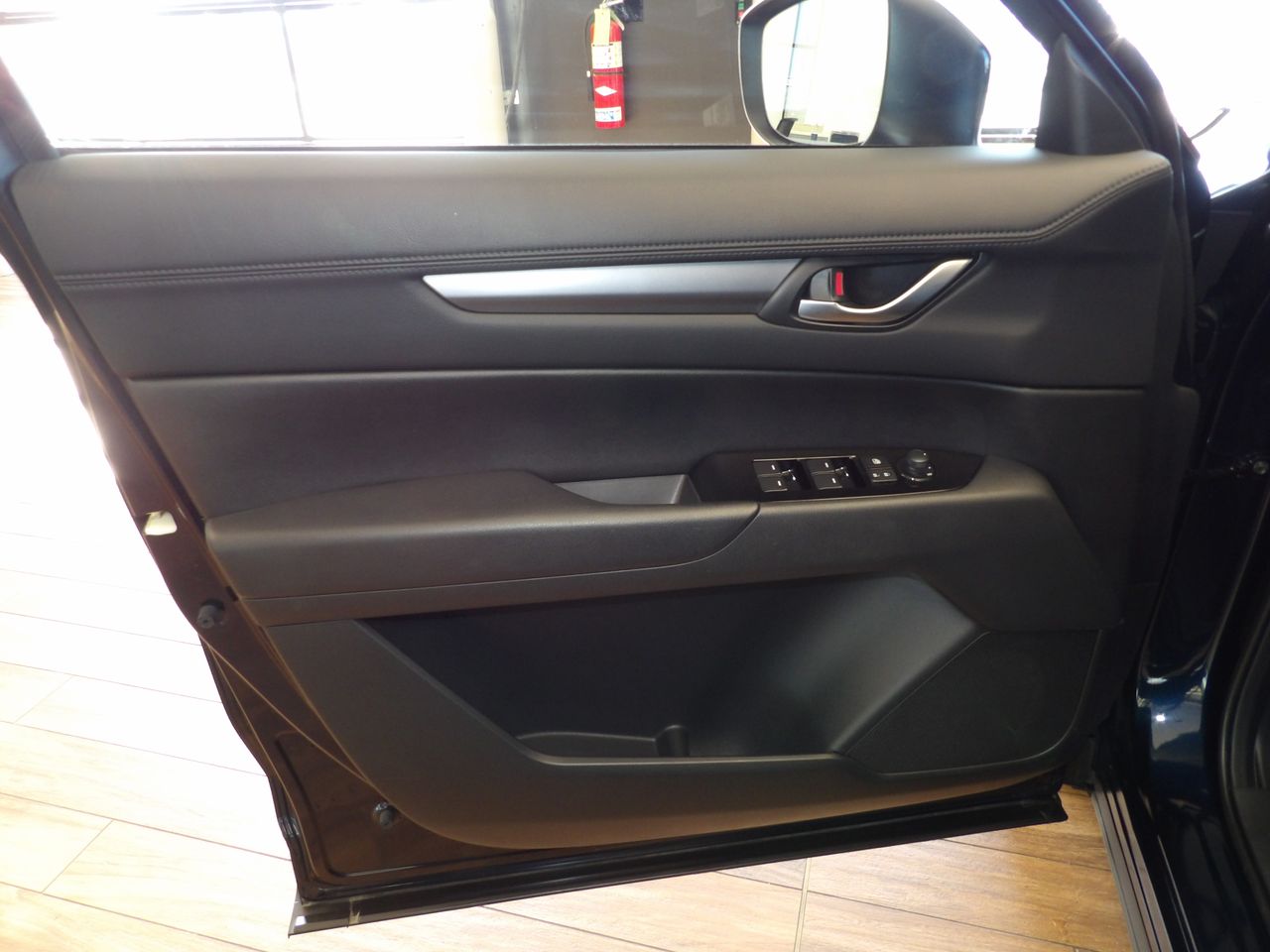 2024 Mazda CX-5 2.5 Select photo 23