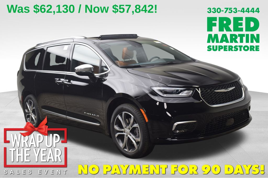 2026 Chrysler Pacifica Pinnacle's photo