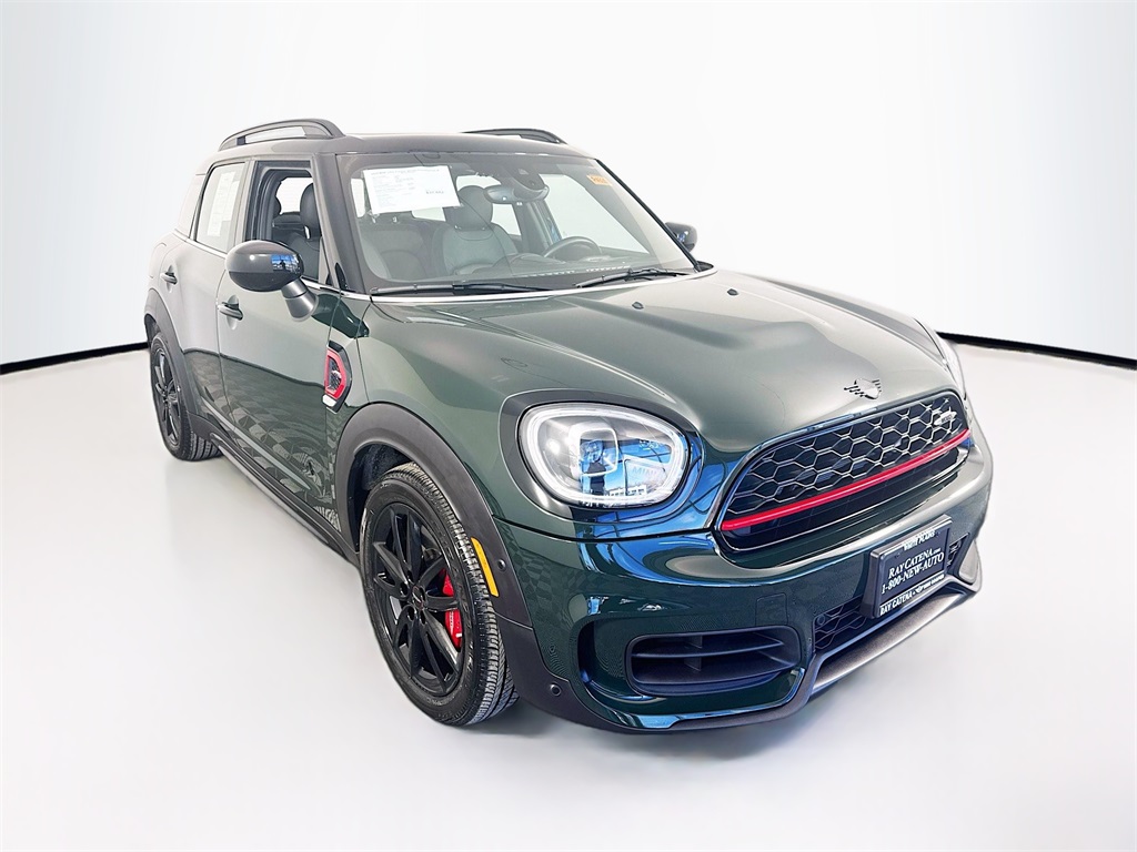 2024 MINI Countryman John Cooper Works's photo