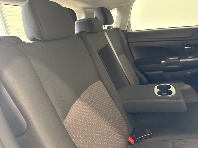 2019 Mitsubishi Outlander Sport ES photo 11