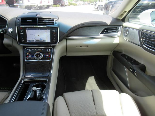 2020 Lincoln Continental Reserve photo 13