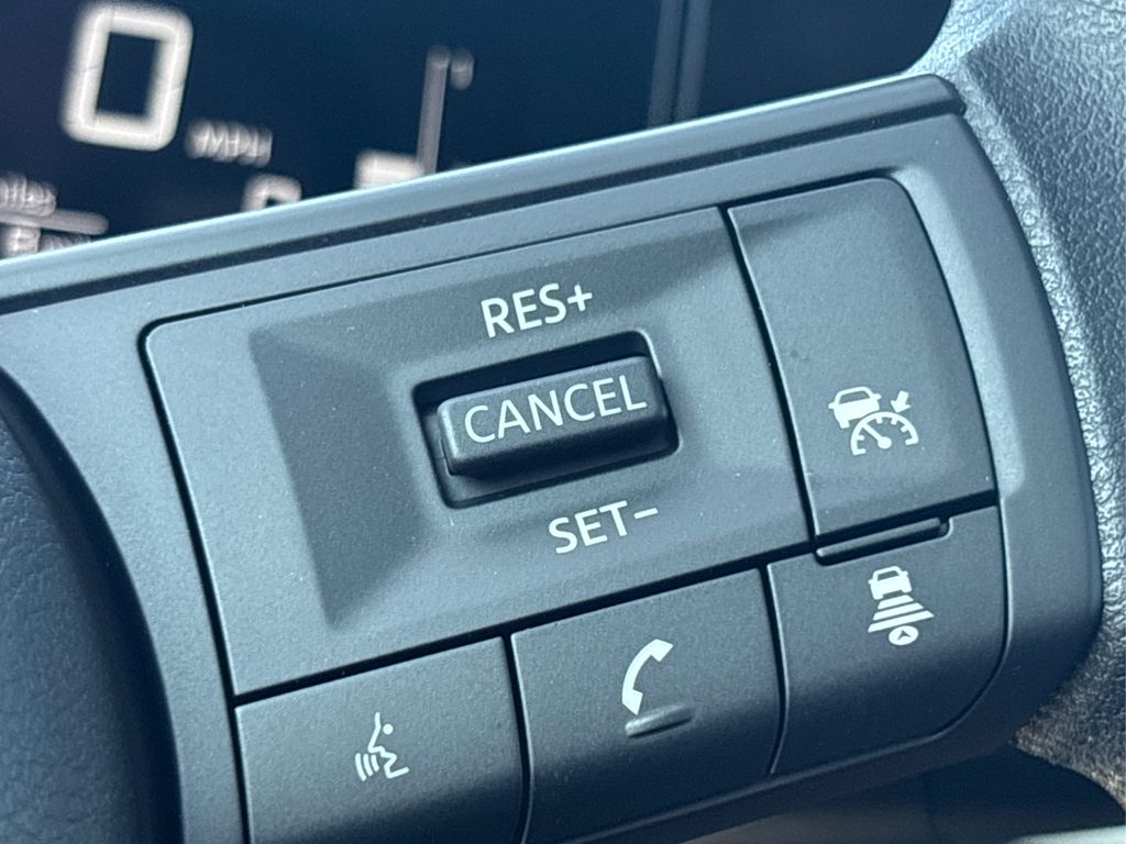 2025 Nissan Kicks SV photo 21