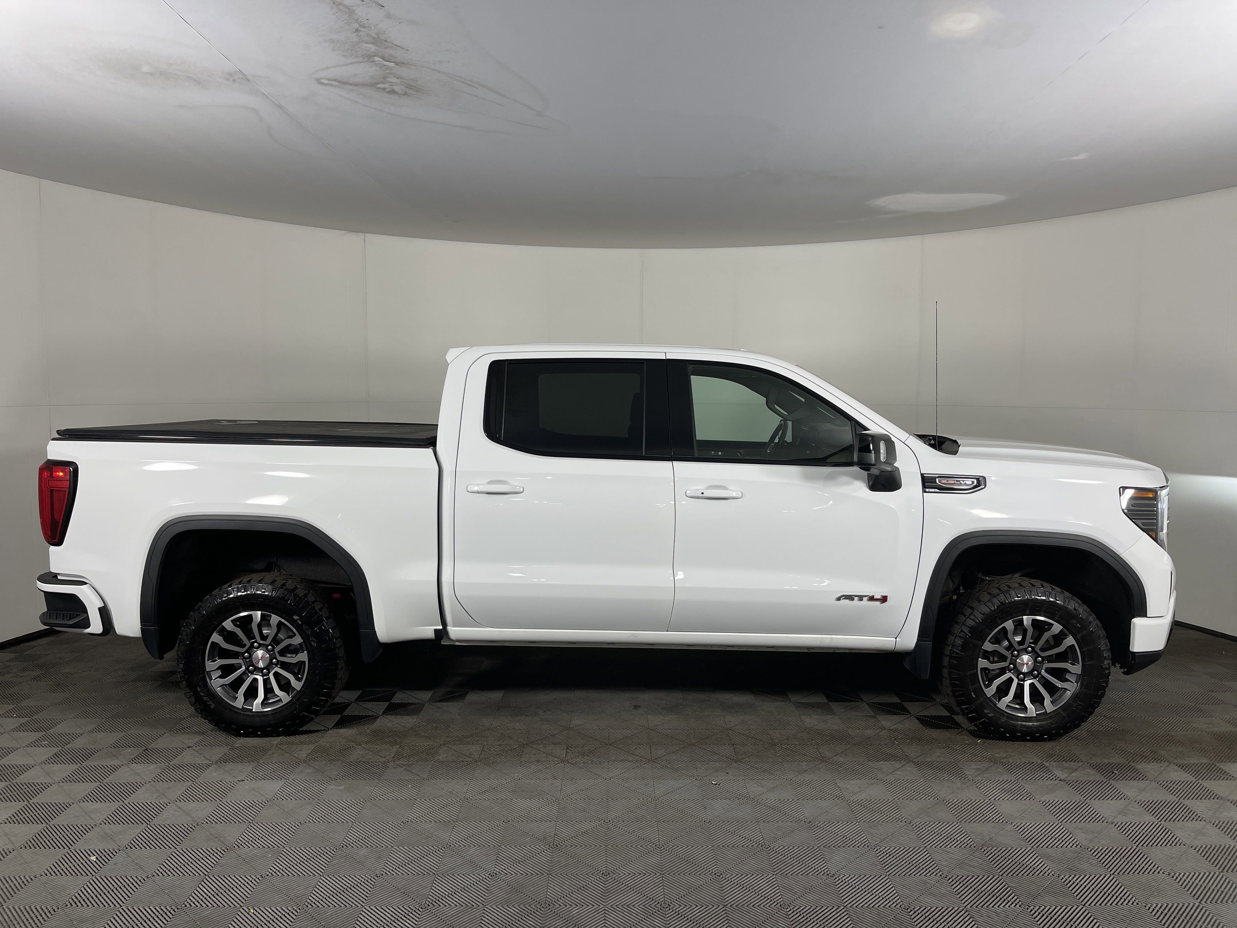 2022 Gmc Sierra 1500 AT4 photo 3