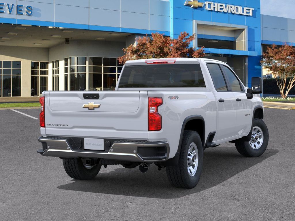 2025 Chevrolet Silverado 2500HD photo 4