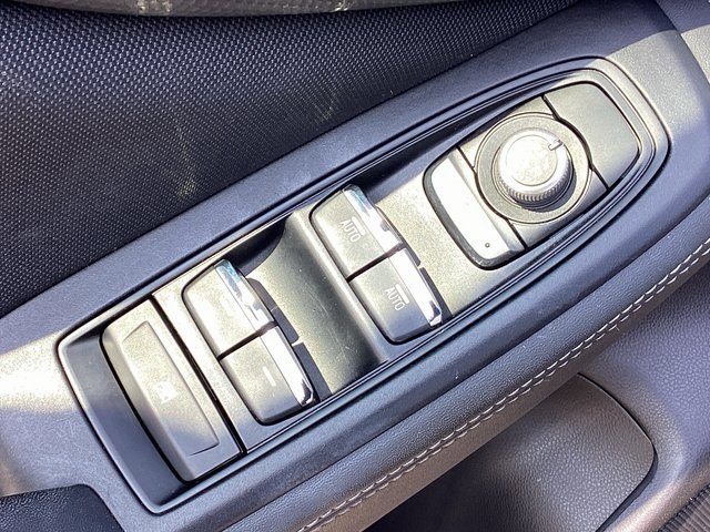 2020 Subaru Forester Premium photo 27