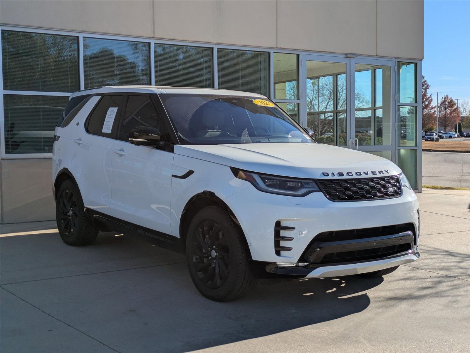 2021 Land Rover Discovery S R-Dynamic photo 3