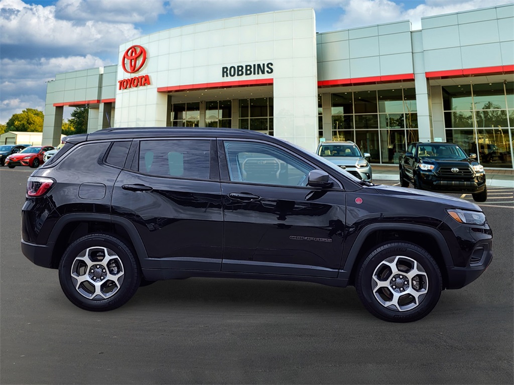 2022 Jeep Compass Trailhawk photo 3