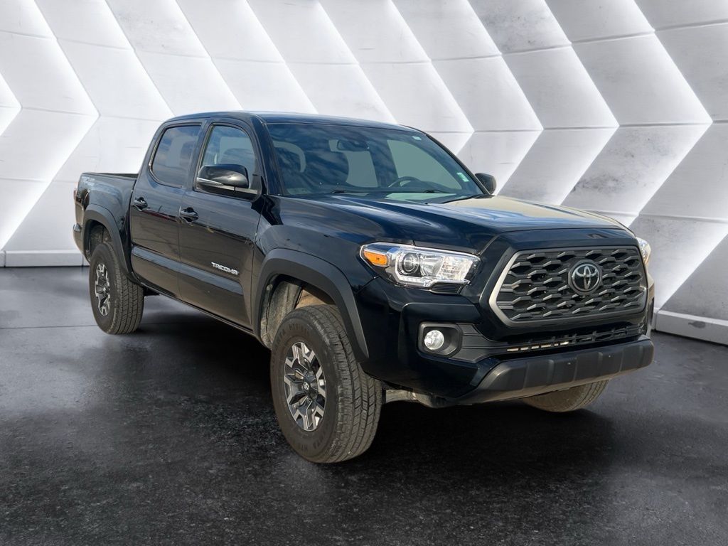 2023 Toyota Tacoma TRD Off-Road photo 3