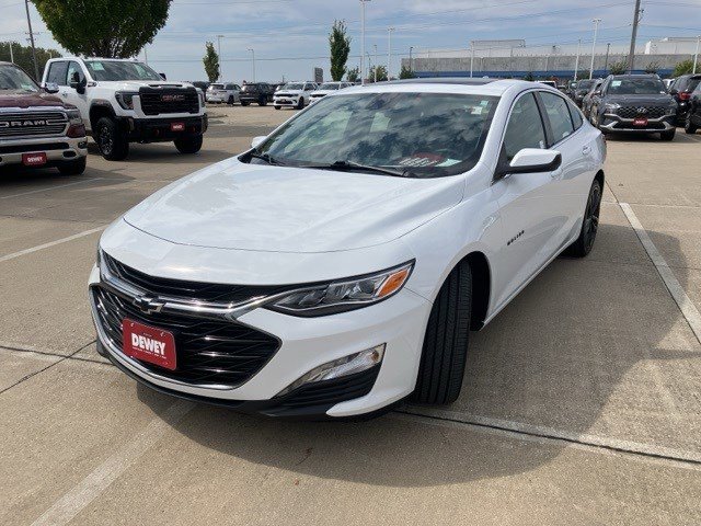 2024 Chevrolet Malibu Premier 2LT photo 3
