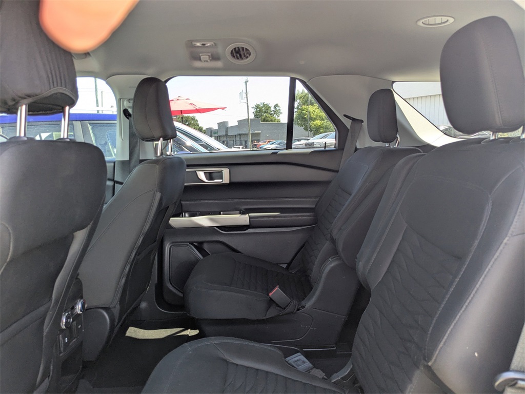 2021 Ford Explorer XLT photo 13