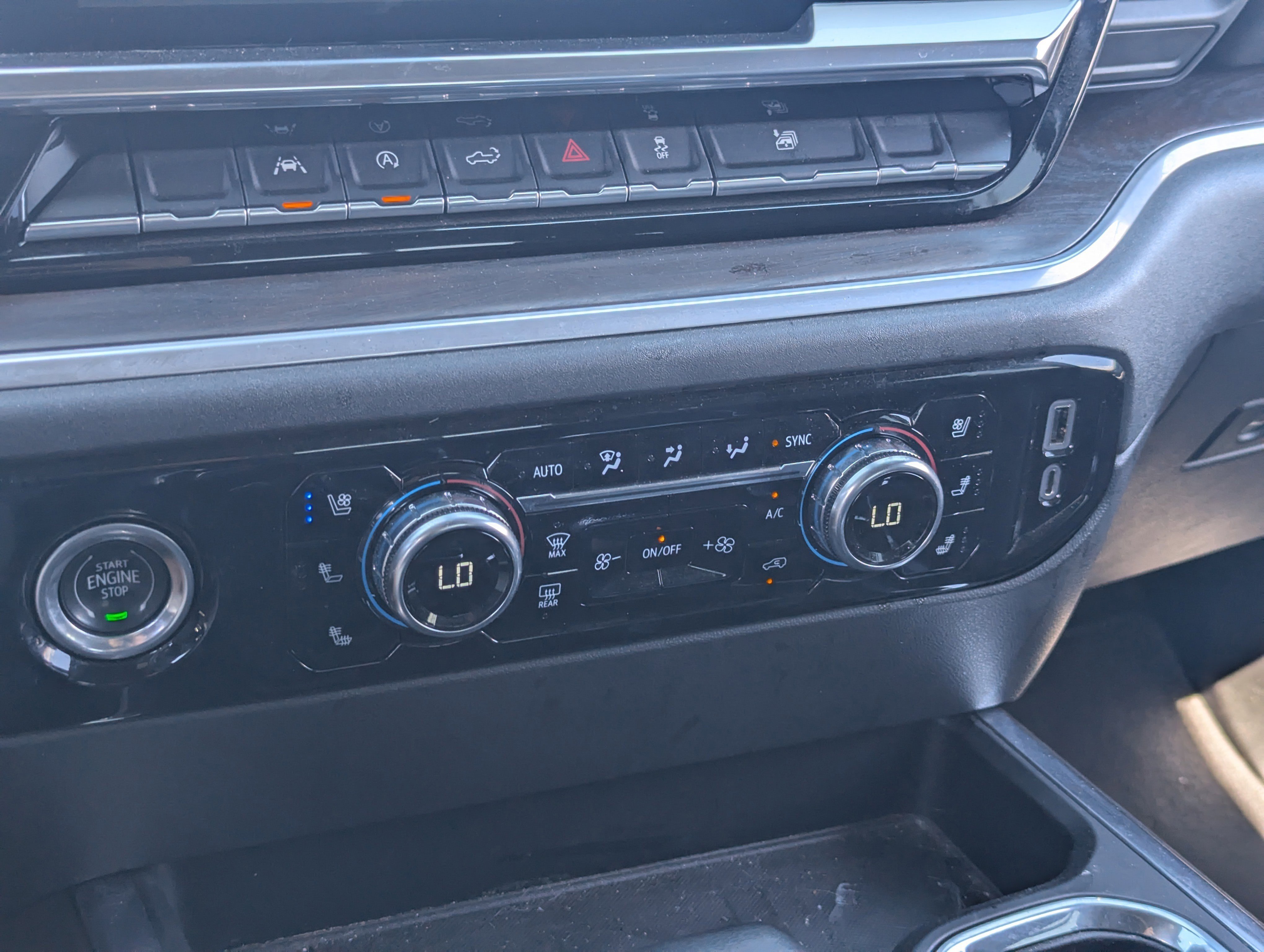 2022 Gmc Sierra SLT photo 8