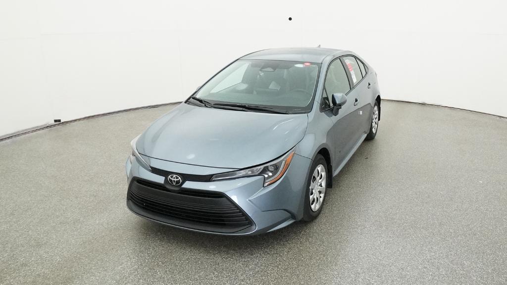 2025 Toyota Corolla LE photo 5