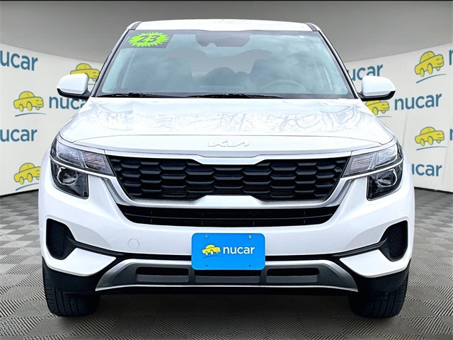 2023 Kia Seltos LX photo 3