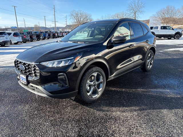 2026 Ford Escape ST-Line's photo
