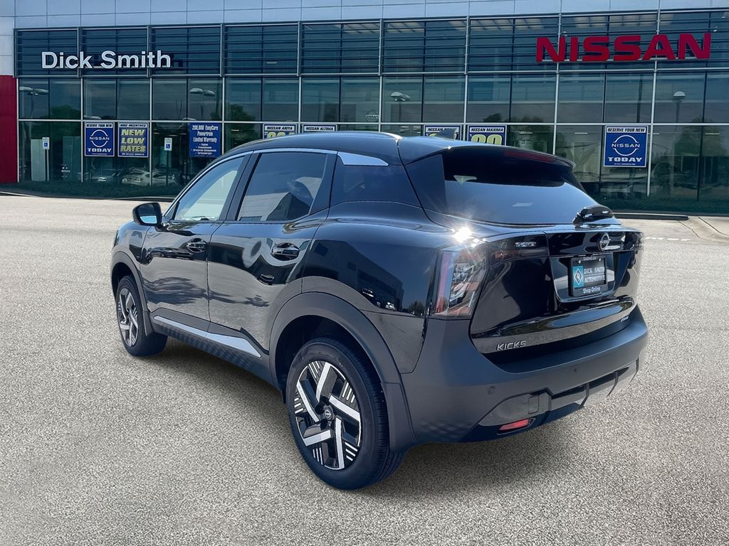 2026 Nissan Kicks SV photo 3