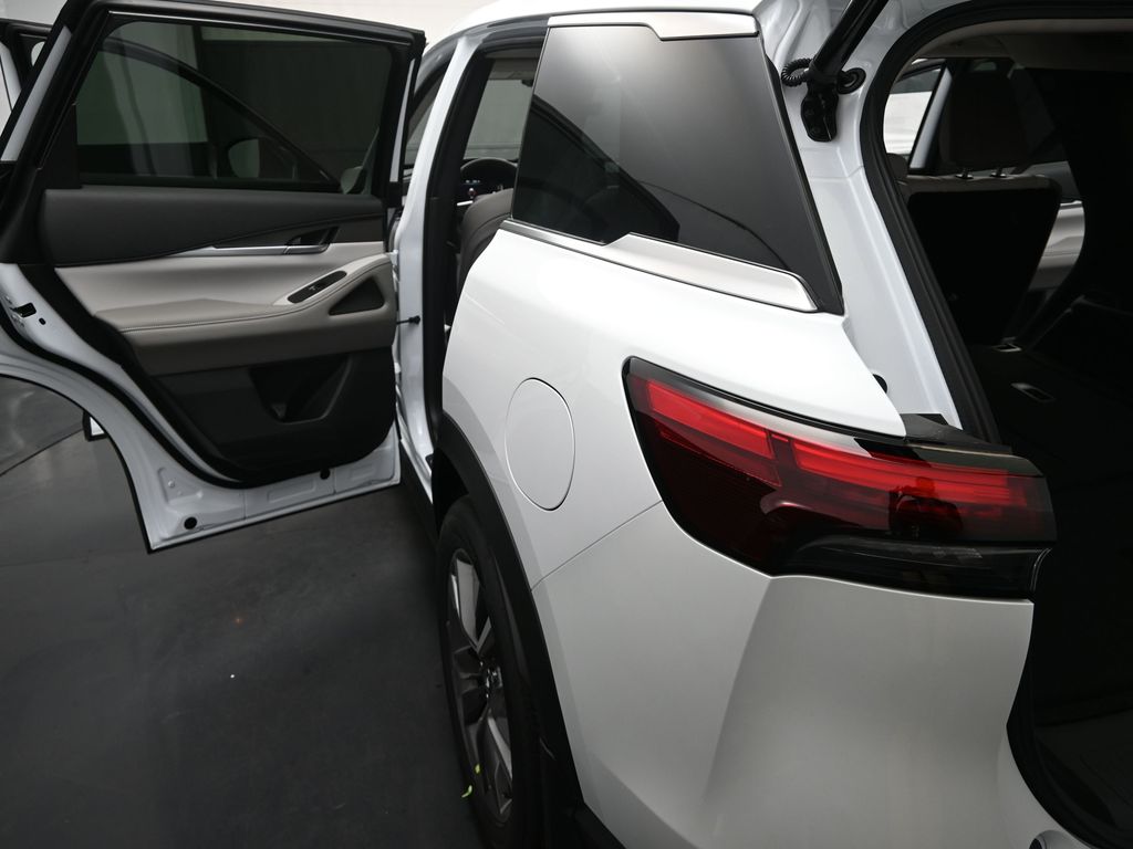 2026 Infiniti QX60 Pure photo 11