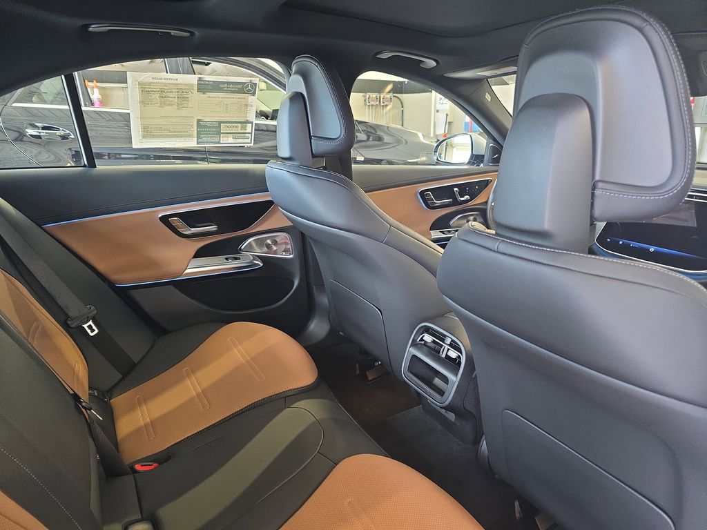 2025 Mercedes Benz E AMG 4MATIC photo 11