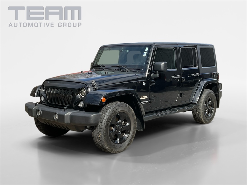 2014 Jeep Wrangler Unlimited Sahara photo 3