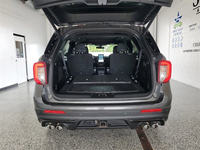 2020 Ford Explorer ST photo 29