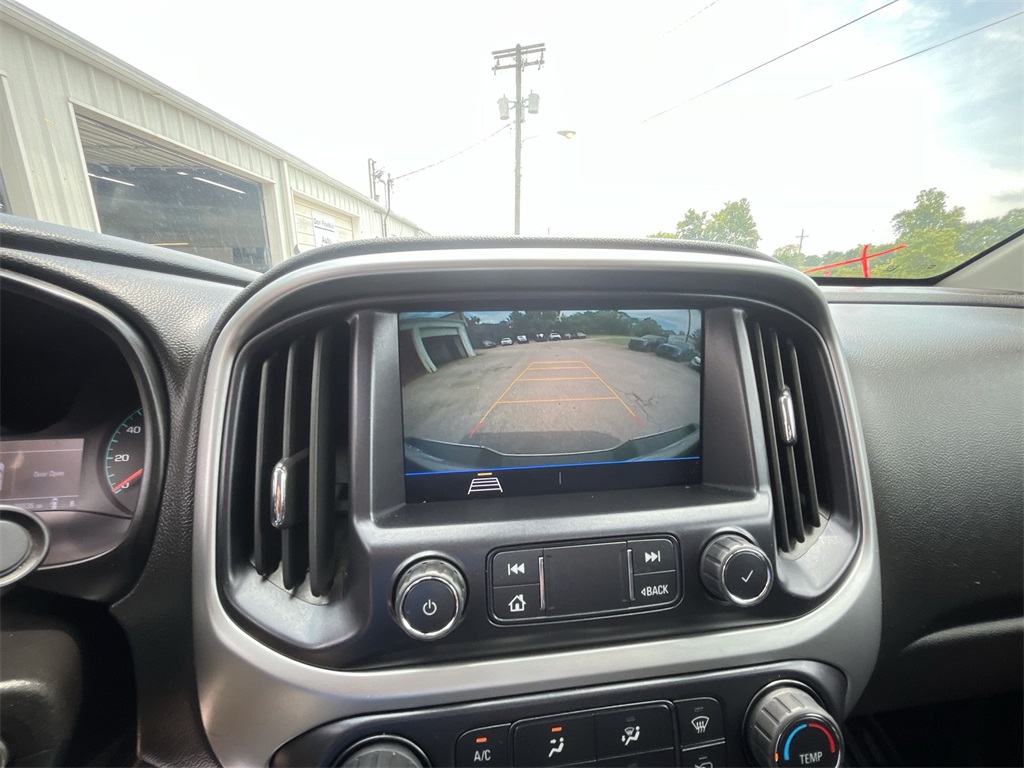 2022 Chevrolet Colorado LT photo 17