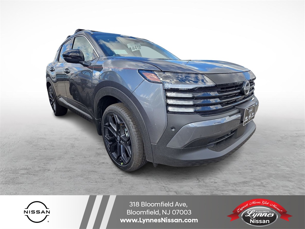 2026 Nissan KICKS SR AWD's photo