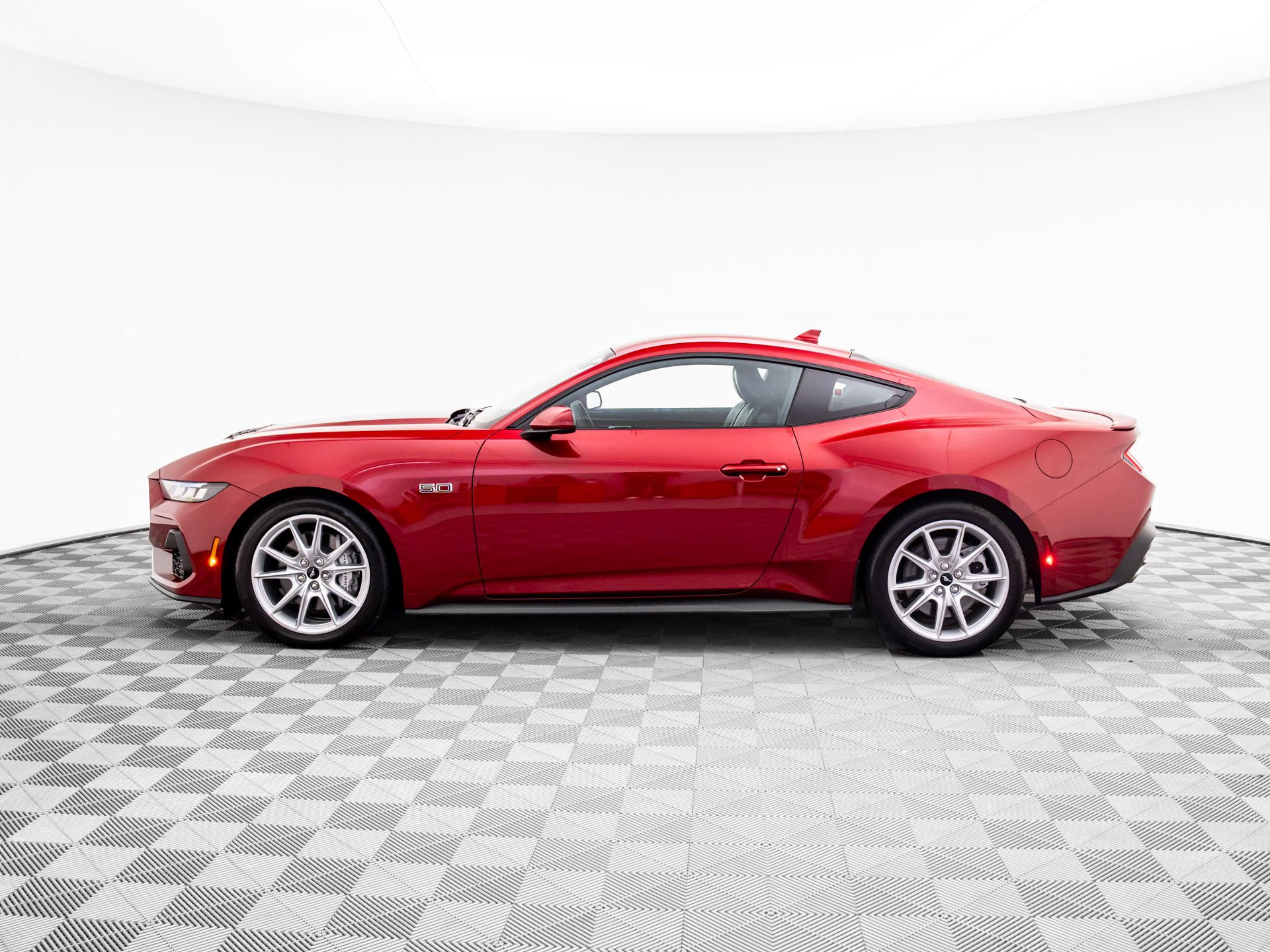 2024 Ford Mustang GT Premium photo 2
