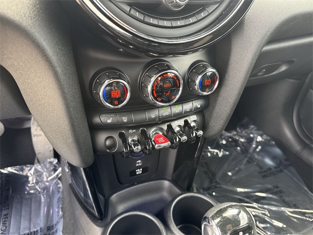 2021 Mini Cooper Convertible S photo 21