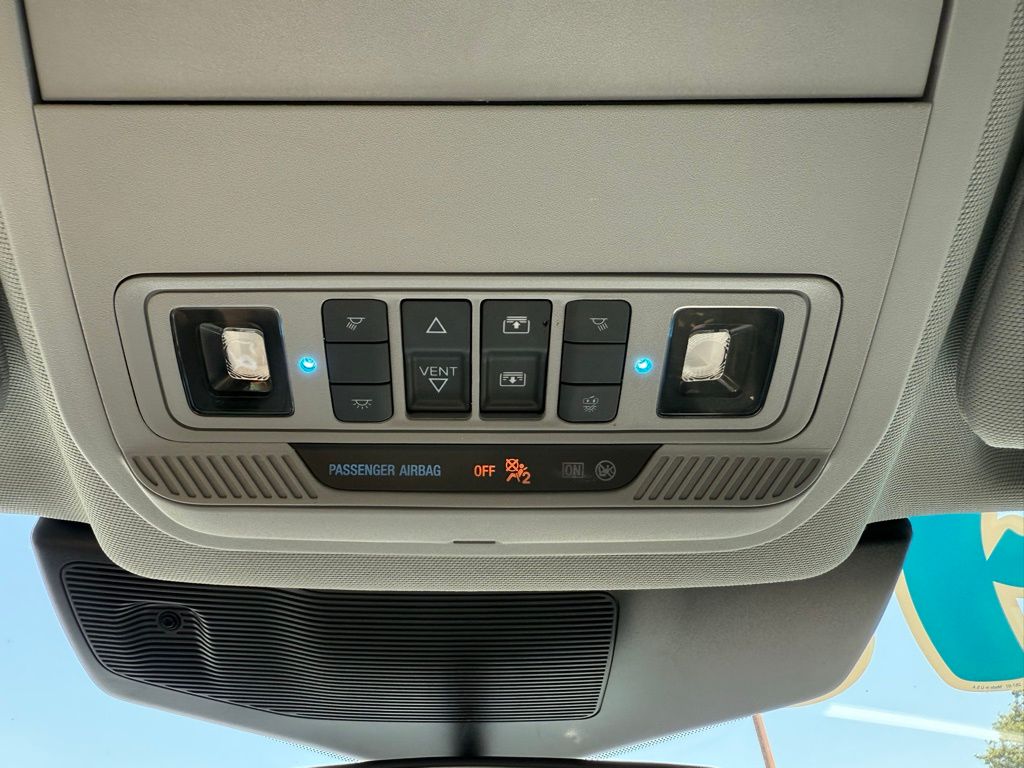 2022 Ford Explorer XLT photo 21