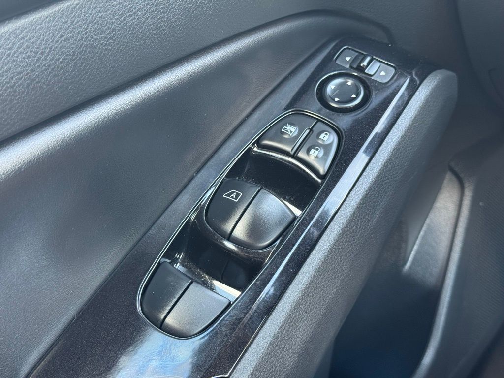 2024 Nissan Altima 2.5 SR photo 22