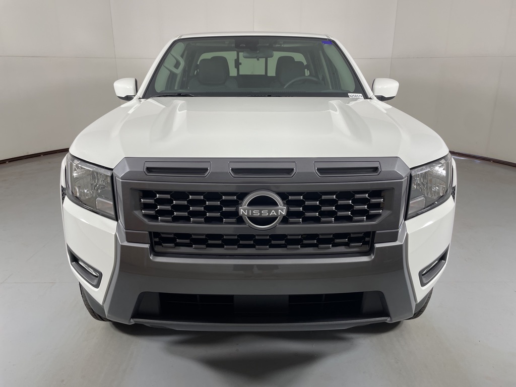 2025 Nissan Frontier Crew Cab SV photo 2