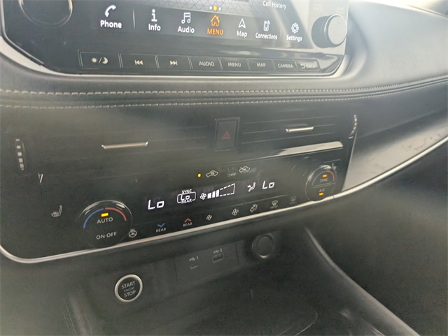 2021 Nissan Rogue SL photo 26