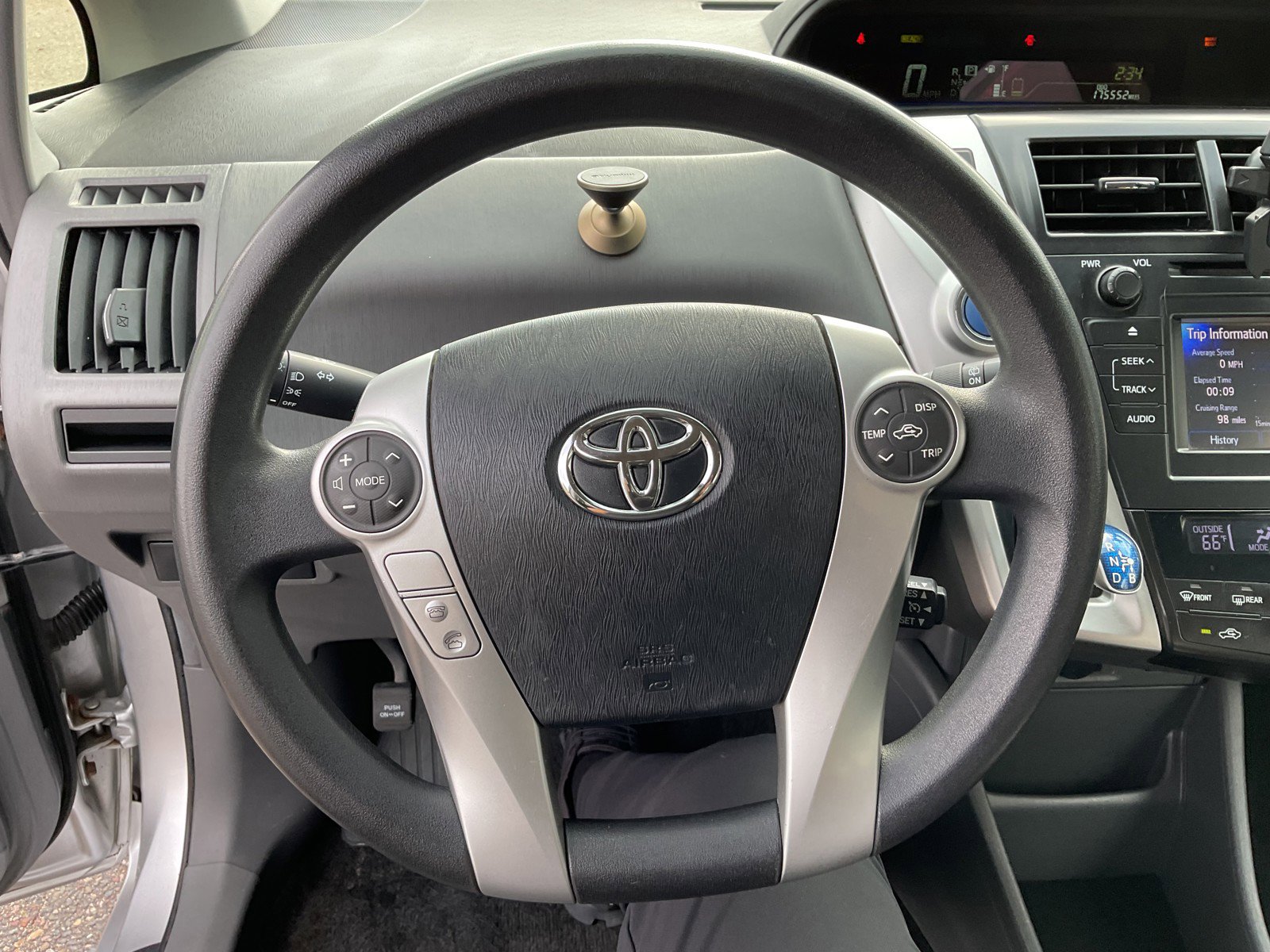 2012 Toyota Prius V Two photo 13