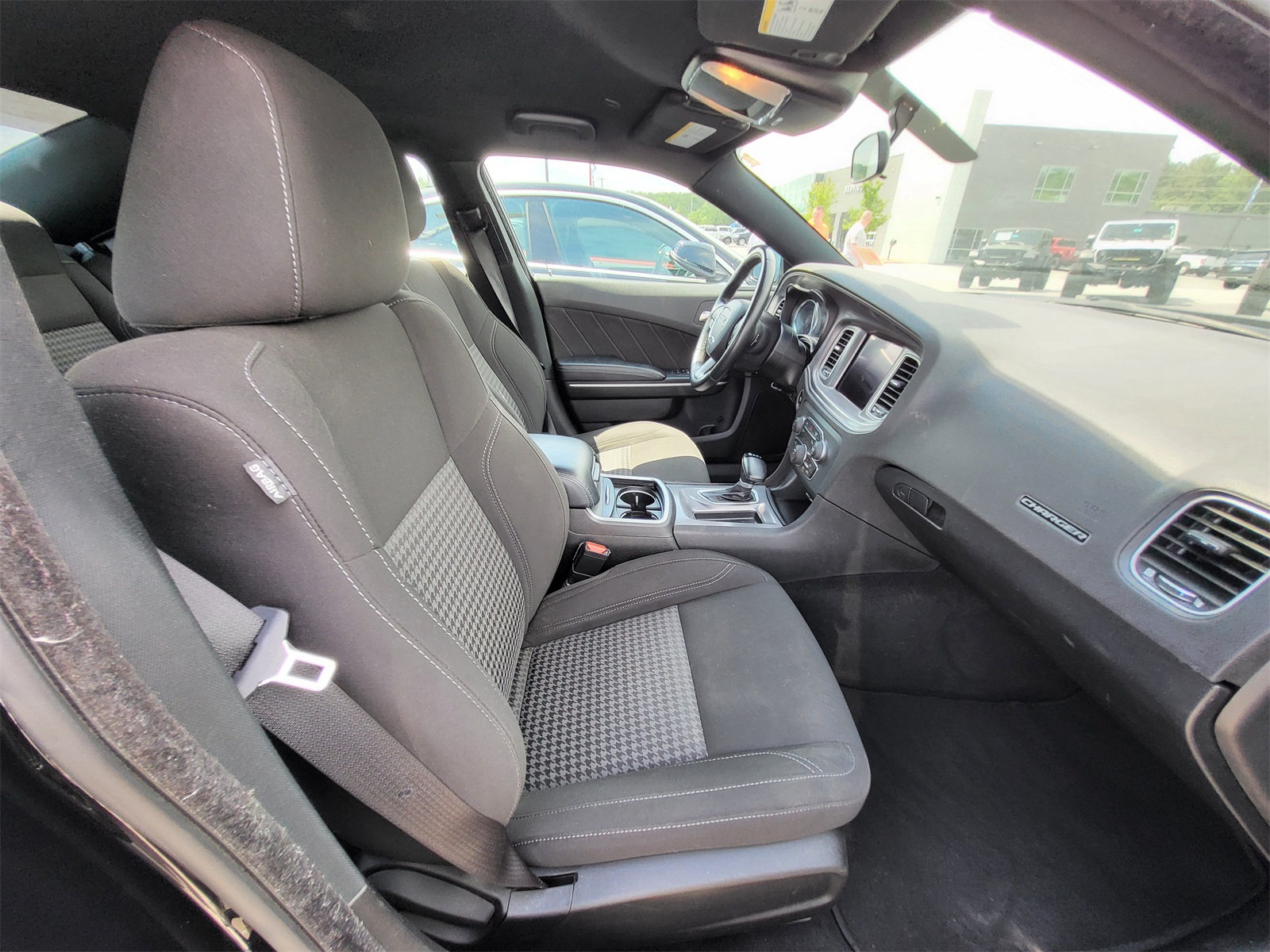 2023 Dodge Charger SXT photo 11