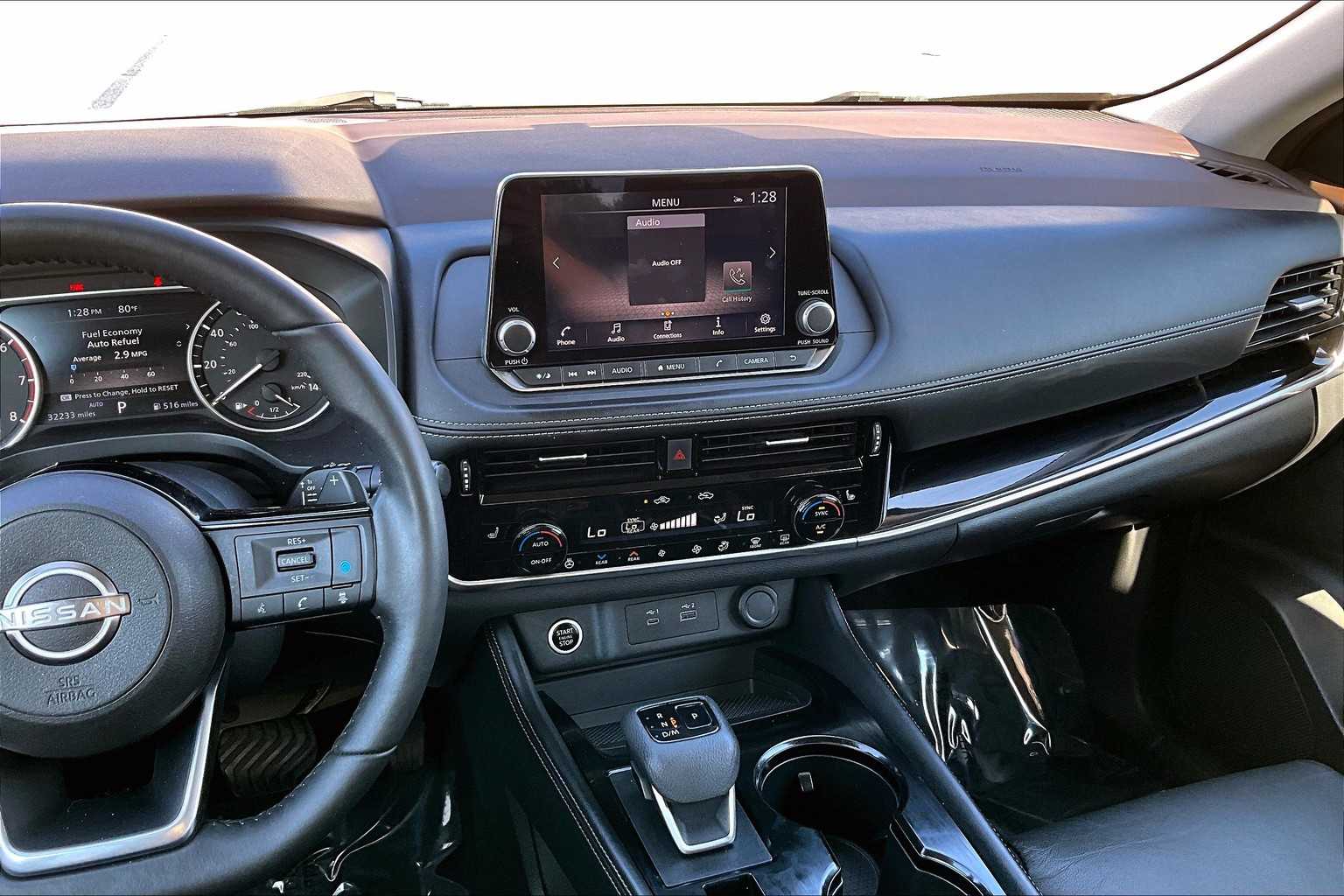 2022 Nissan Rogue SL photo 6