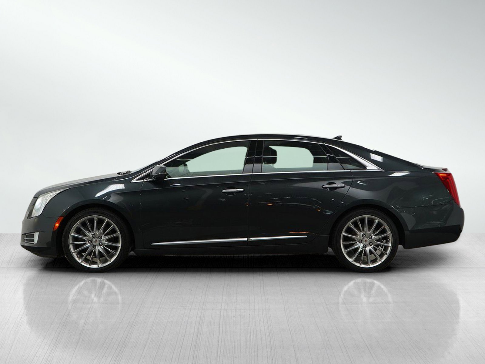 Used 2014 Cadillac XTS Platinum Collection with VIN 2G61T5S35E9173576 for sale in Hopkins, Minnesota