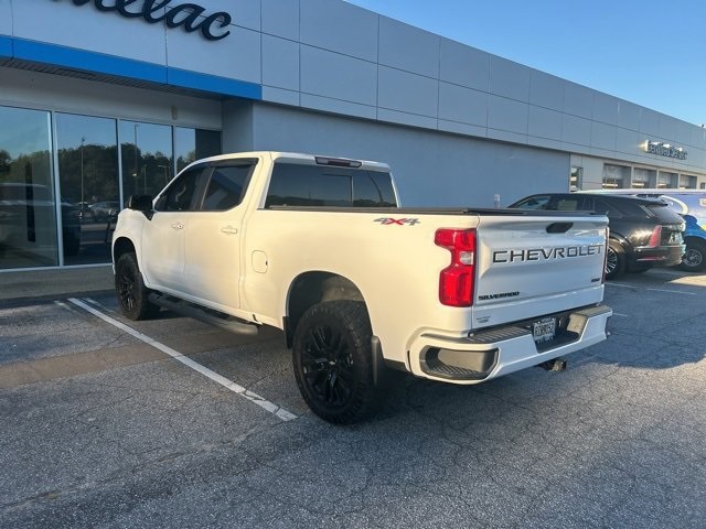 2020 Chevrolet Silverado 1500 RST photo 2