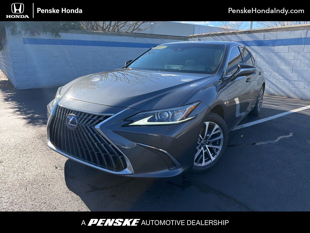 2022 Lexus ES Hybrid 300h's photo