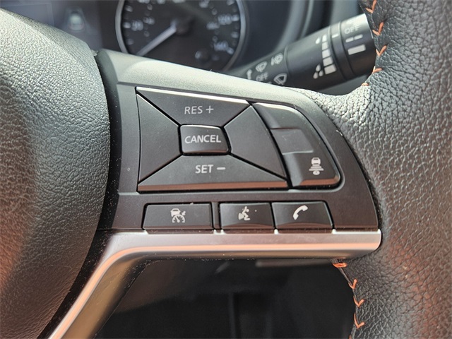 2024 Nissan Kicks SR photo 22