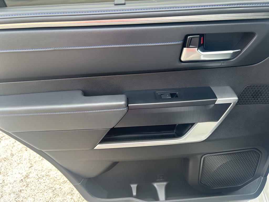 2023 Toyota Sequoia photo 28