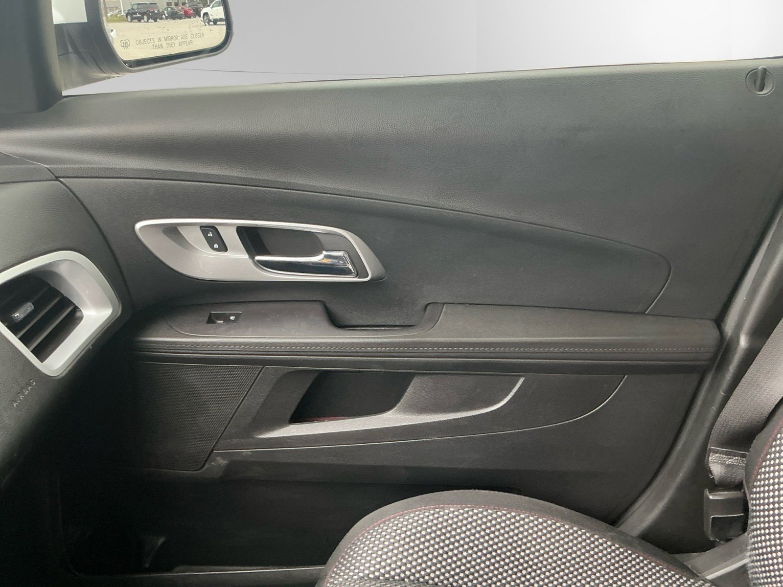 2017 Chevrolet Equinox LT photo 6