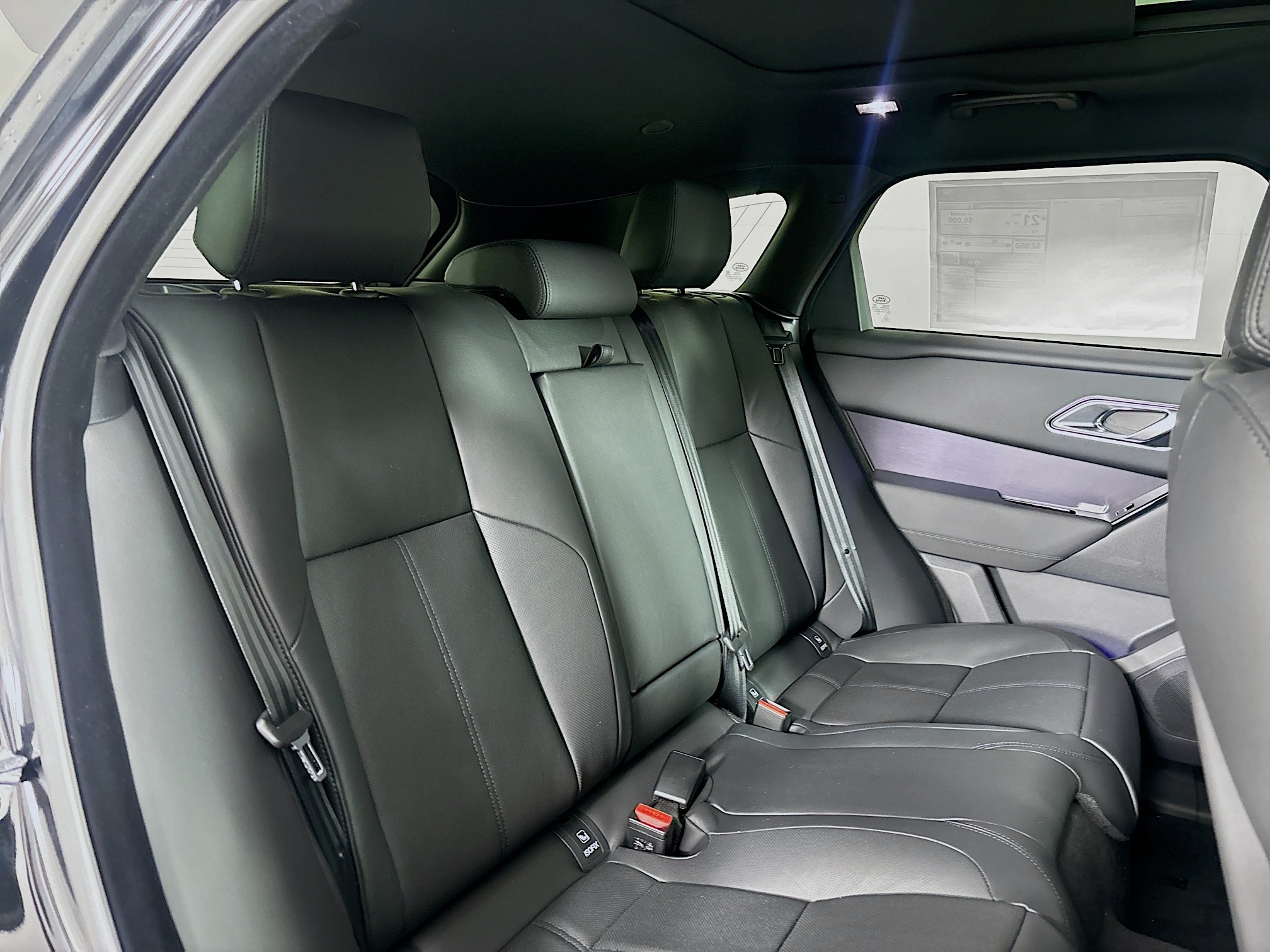 2026 Land Rover Range Rover Velar SE photo 24