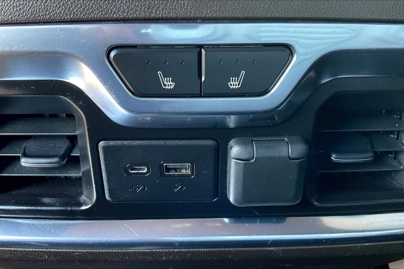 2020 Gmc Sierra 1500 SLT photo 31